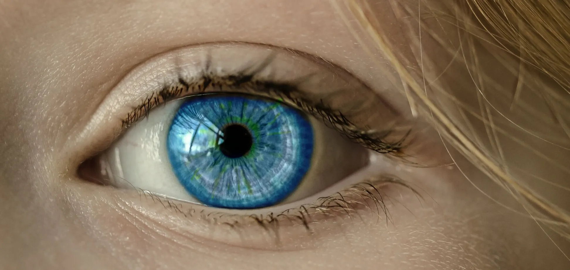 Поради для здоров’я очей: як зменшити втому та зберегти зір 
