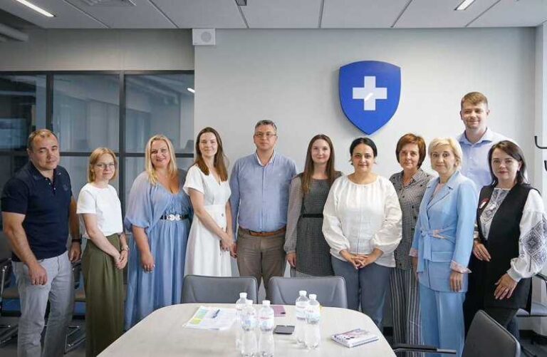Контроль за держгрошима на лікування українців: хто увійшов до Ради громадського контролю при НСЗУ