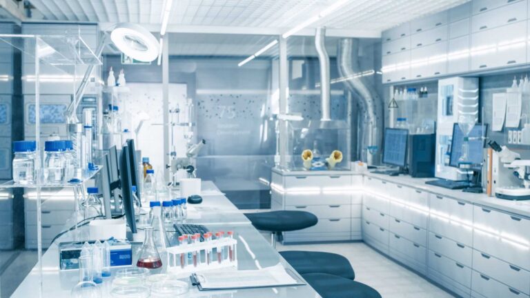 Як продукція Формед допомагає автоматизувати лікарні та полегшує роботу медперсоналу