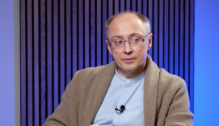 Михайло Довгопол: «Медсистему зсередини змінювати неможливо — немає ні важелів, ні мотивації»