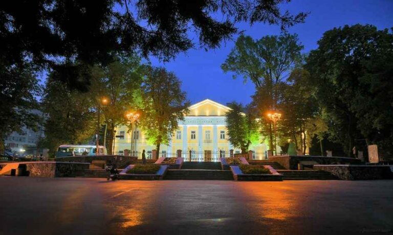 Що подивитися в Рівному за 1 день: маршрут для туристів