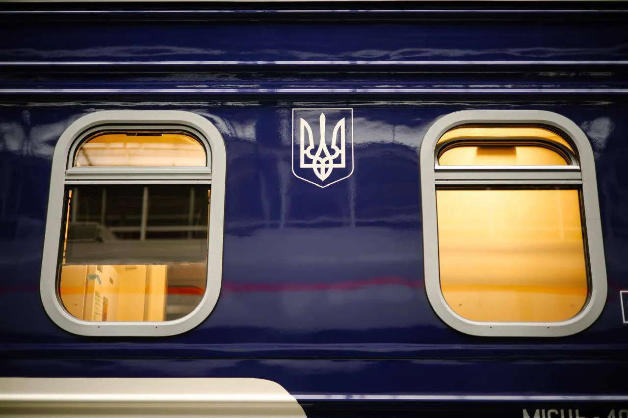 Гарячі вагони: чому в українських поїздах не працюють кондиціонери і що відповідає Укрзалізниця.