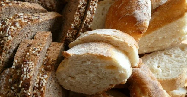 Кишківник скаже “дякую”! Гастроентеролог і дієтолог розкривають секрет найкориснішого хліба.
